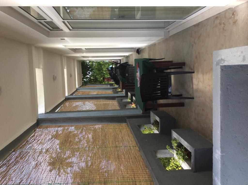 מיריסה Lemazone Inn מראה חיצוני תמונה