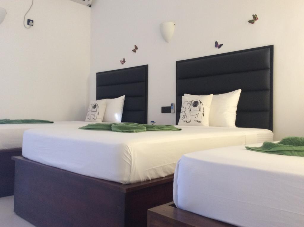 מיריסה Lemazone Inn מראה חיצוני תמונה