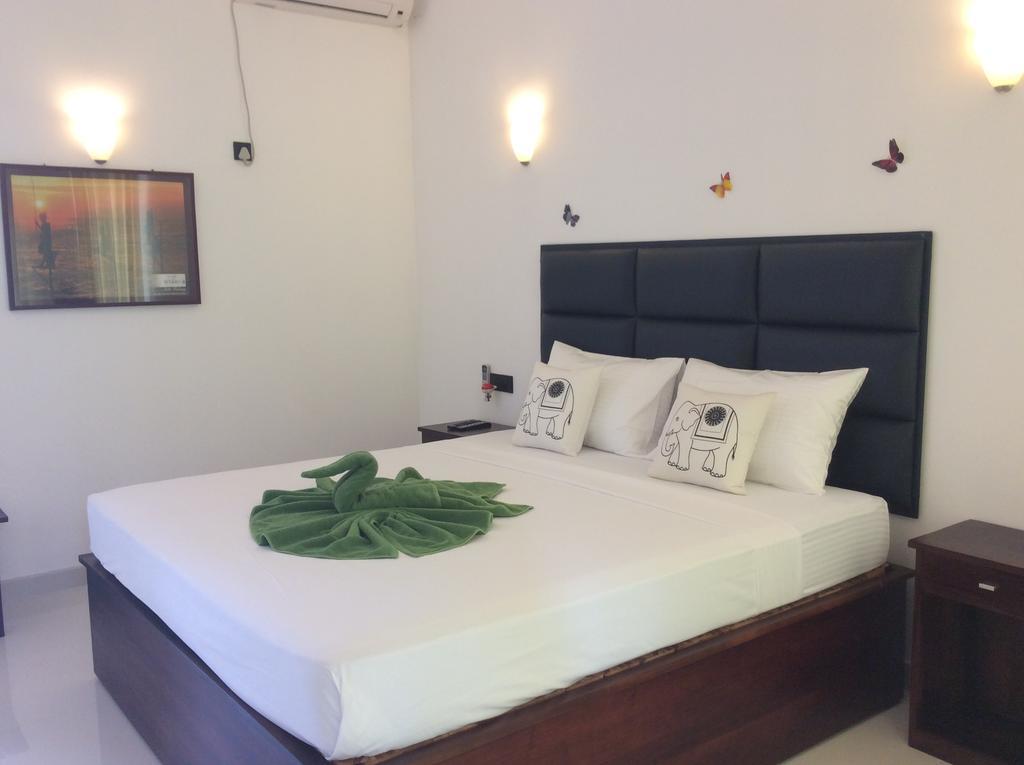מיריסה Lemazone Inn מראה חיצוני תמונה