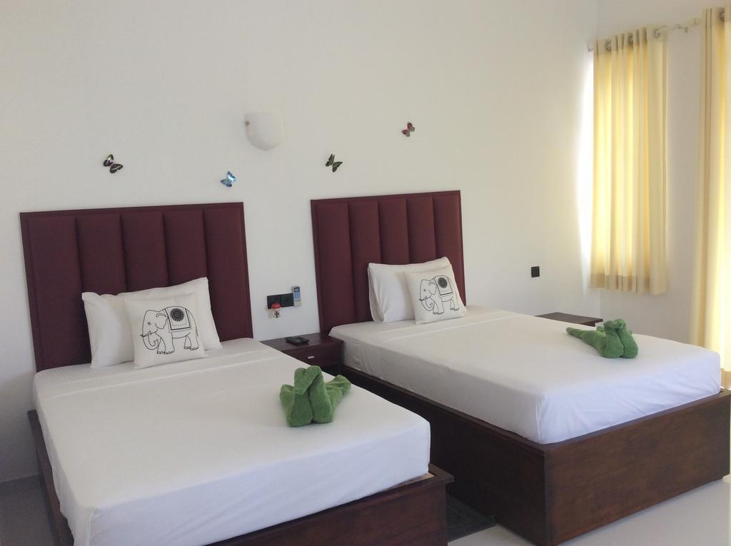 מיריסה Lemazone Inn מראה חיצוני תמונה